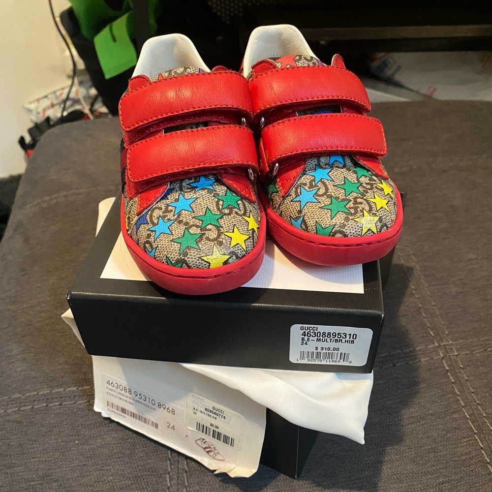 Kids Gucci sneakers size 24 size 8 us